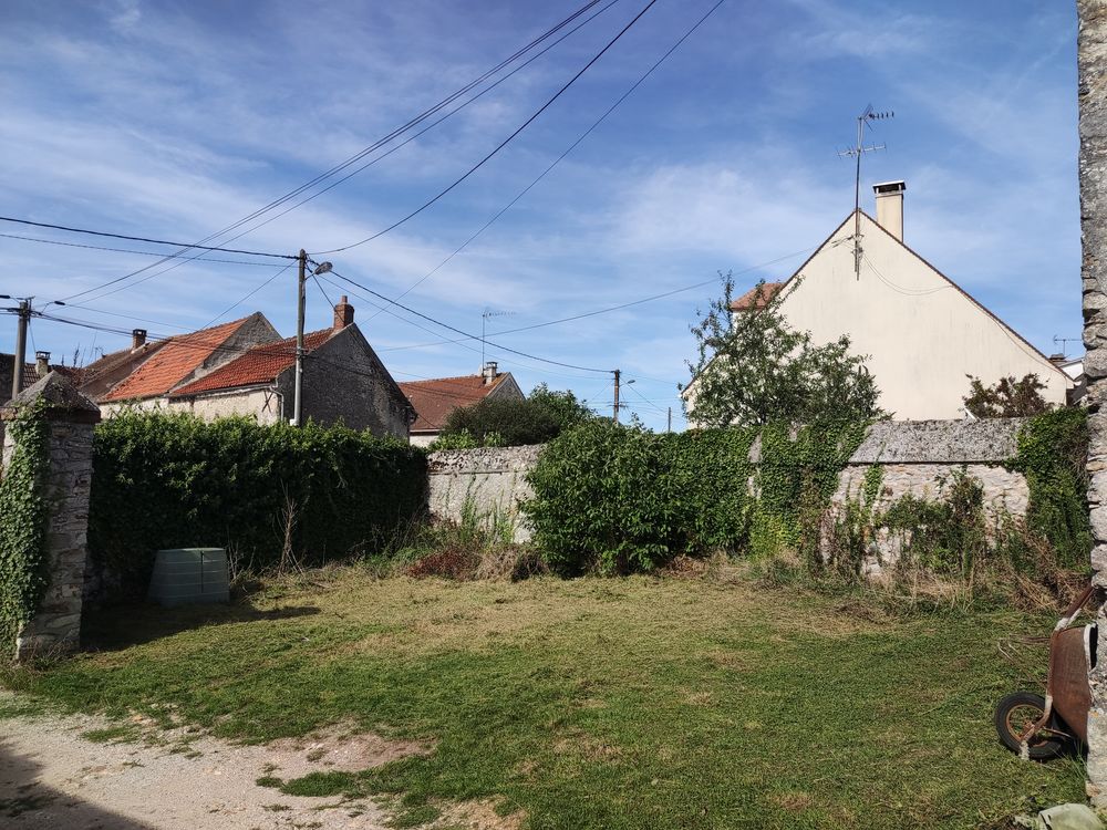 Remise / Grange 170 m2 Boissy-le-sec (91)