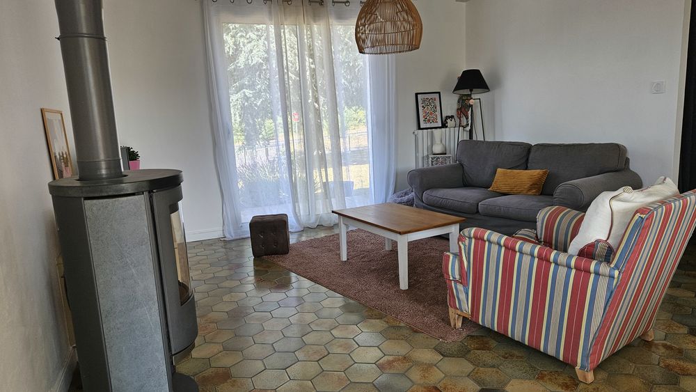 Maison . 5 pièces . 107m²