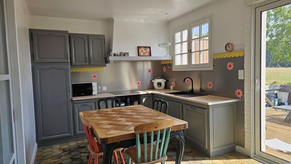 Maison . 5 pièces . 107m²