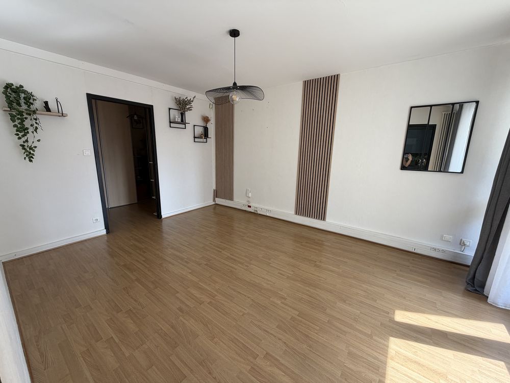 T3 de 69 m² avec balcon, parking et cave