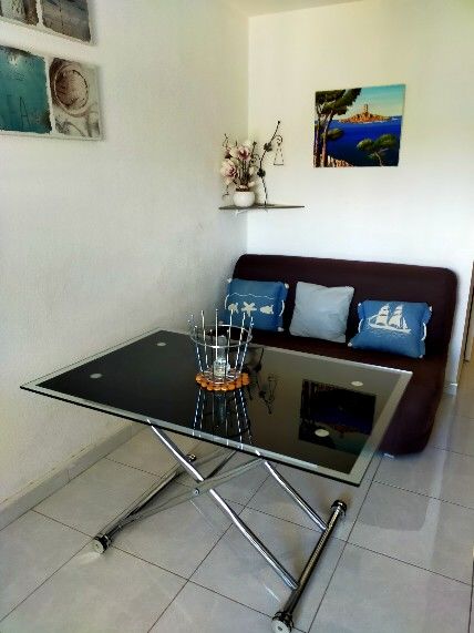 FREJUS PLAGE STUDIO T1 200M PLAGES COMMERCES PISCINE STANDI