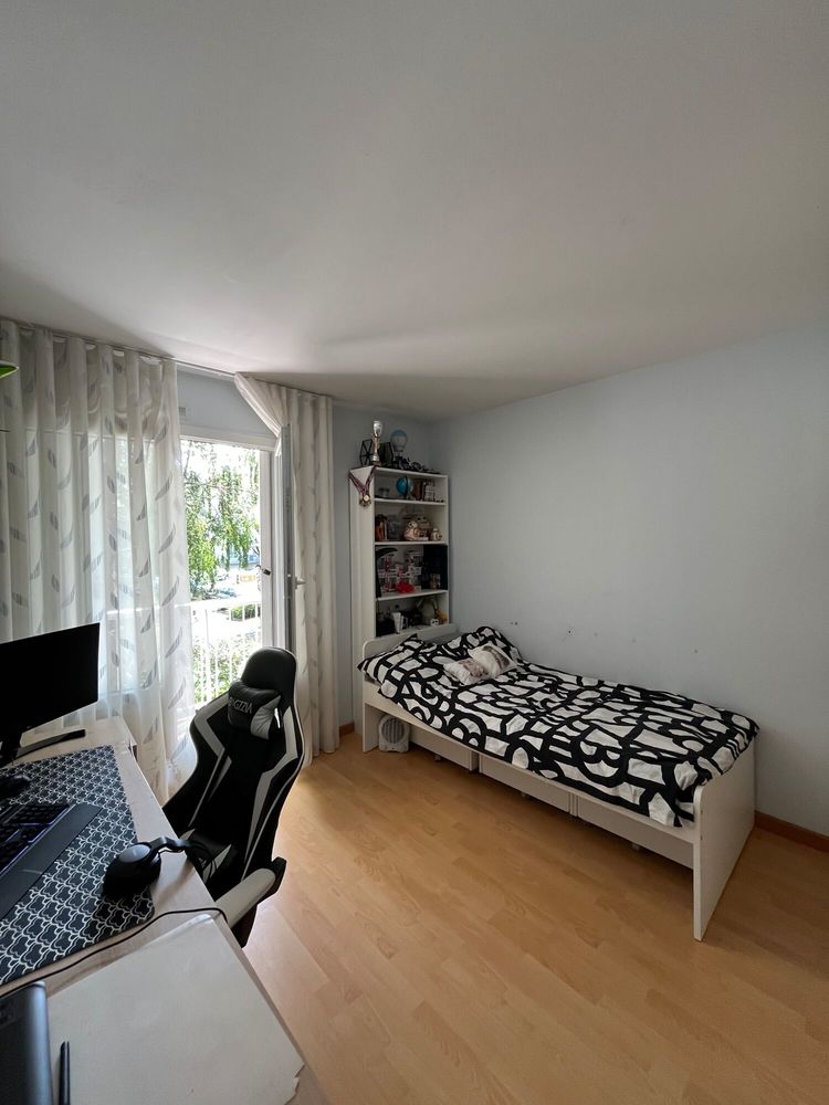 Appartement T5 - 97 m² ? 4 chambres - Magny-les-Hameaux (78)