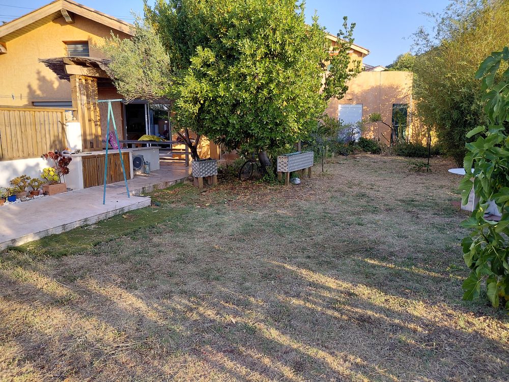 Titre: villa avec piscine + T1 indépendant TERRAIN 1000M2