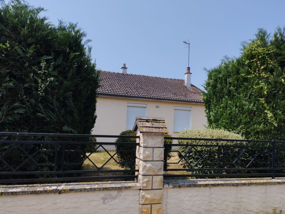 maison de plain-pied a st Amand Montrond 18200