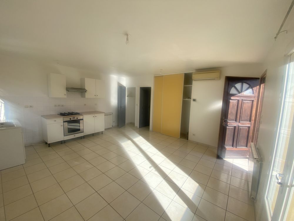 Maison constitué de trois appartements