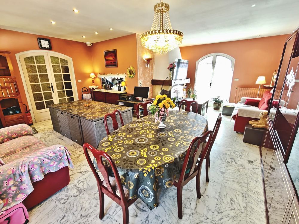 Maison familiale 121m² - Grand sous-sol / Atelier ? Piscine
