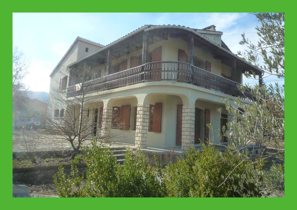 superbe propriete 2 appartements sur 1650m clos 200 m total