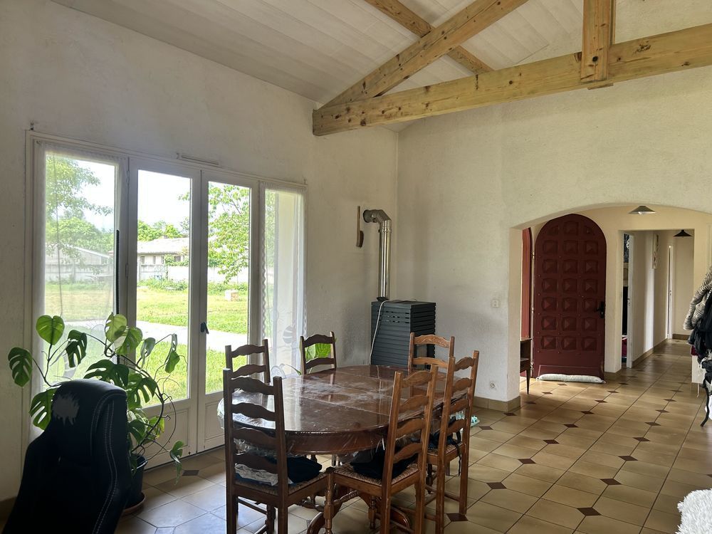 Arsac Centre €" Maison de plain-pied 120 m² -3 chambres-Grand terrain