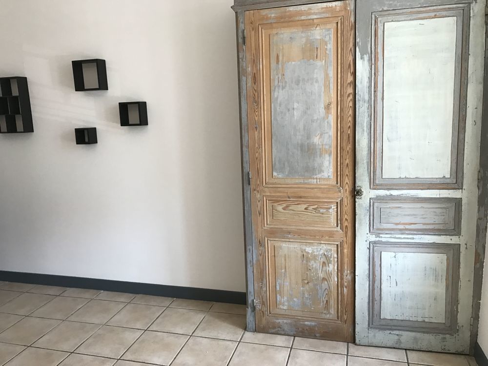 lot de 2 appartements 55m2 +35 m2 + 1 garage Idéal, investisseur. 12000€ de revenus annuel