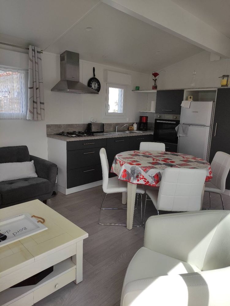 : ENSEMBLE IMMOBILIER 3 LOGEMENTS