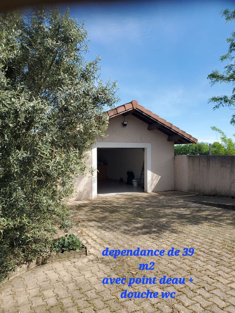 Maison plain pied, dépendance, garage, terrain constructible