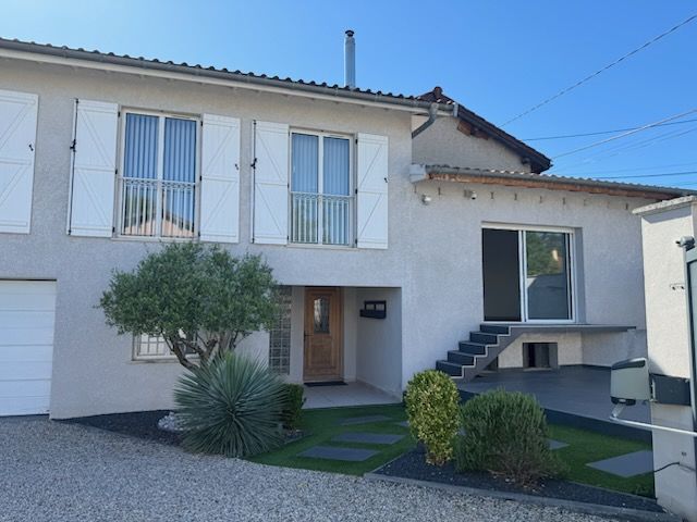 MAISON 147 M² 5 CHAMBRES
