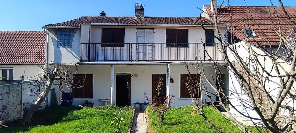 Maison 8 Pièces · 142 m²· a Morangis 91420