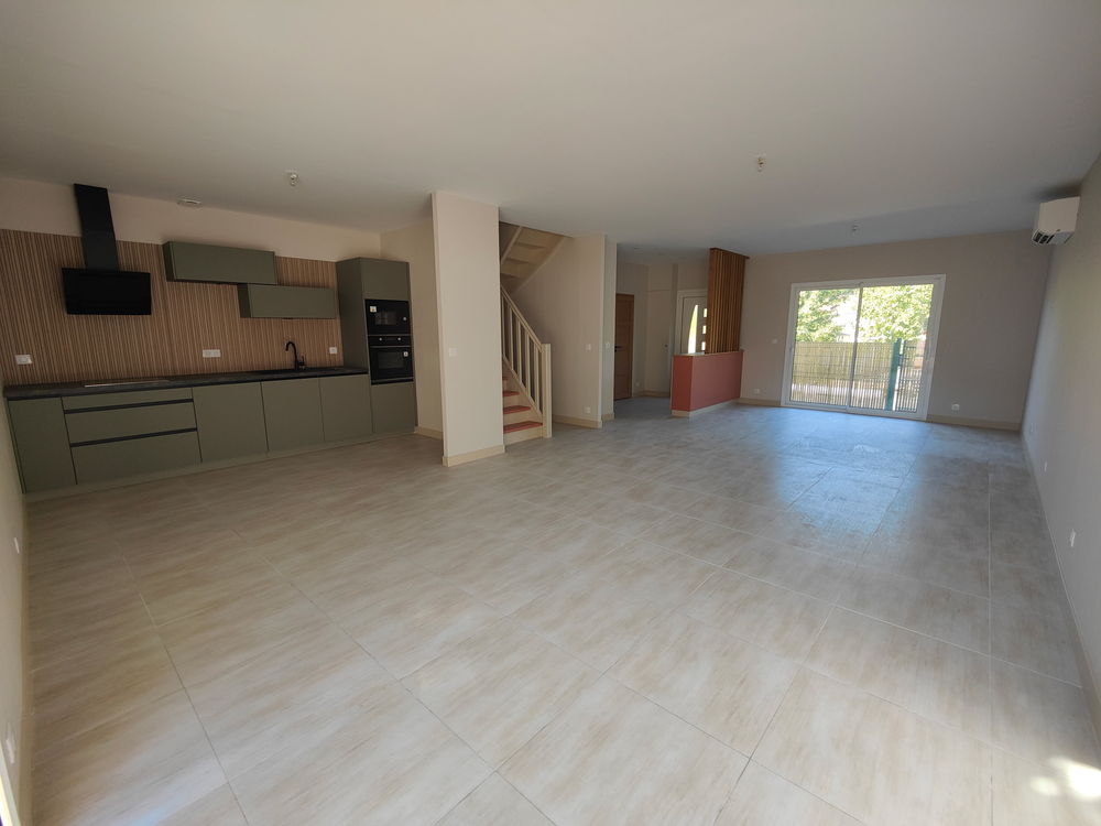 Maison à Gouvieux avec la clim , secteur calme et verdoyant