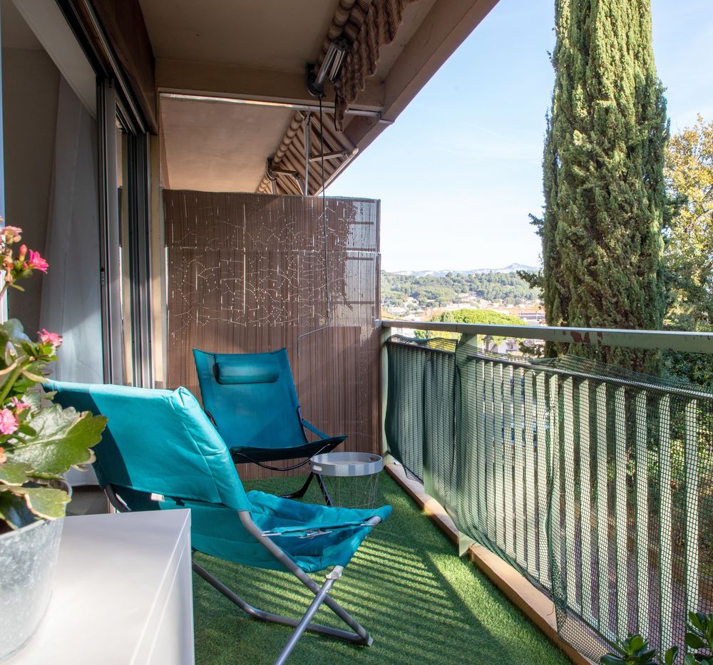 T4 de 85 m² avec balcon sur verdure