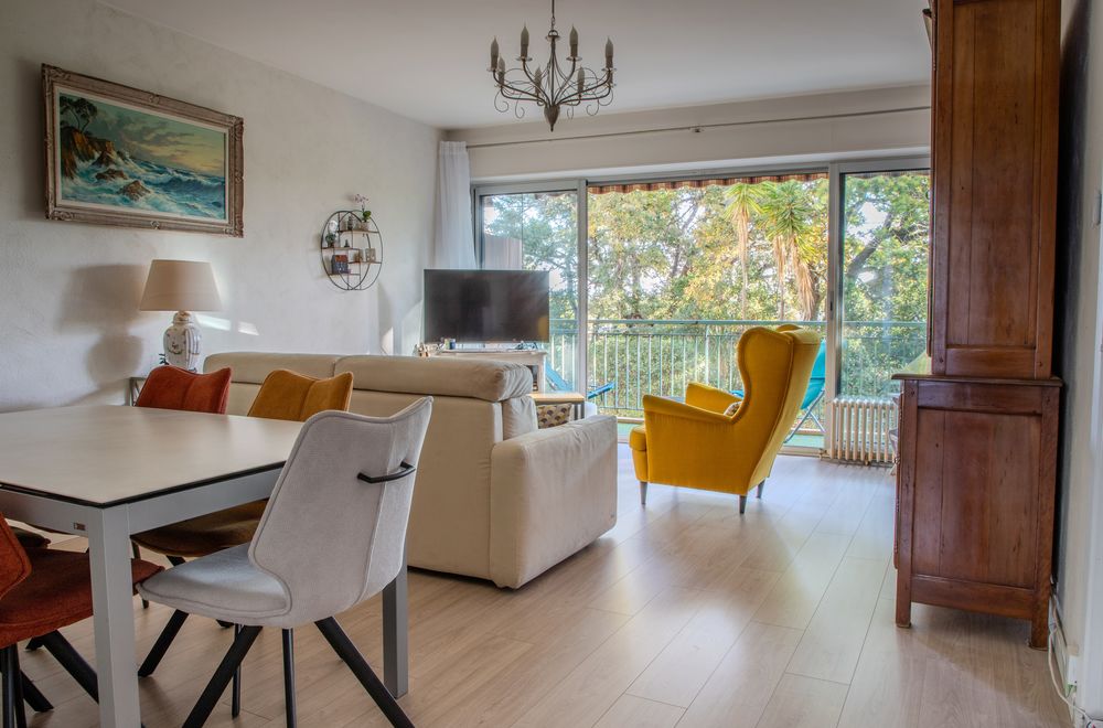 T4 de 85 m² avec balcon sur verdure