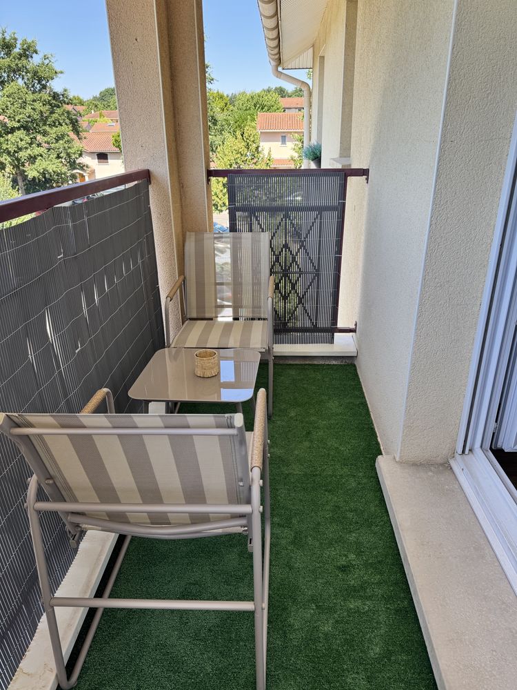 Appartement meublé lumineux - 52 m? - dernier étage - balcon