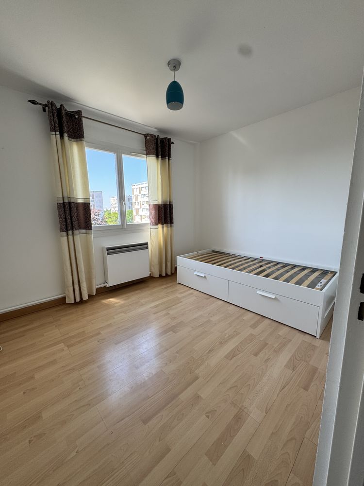 Colocation étudiante .Appartement F4 de 73 m² à Saint-Pries