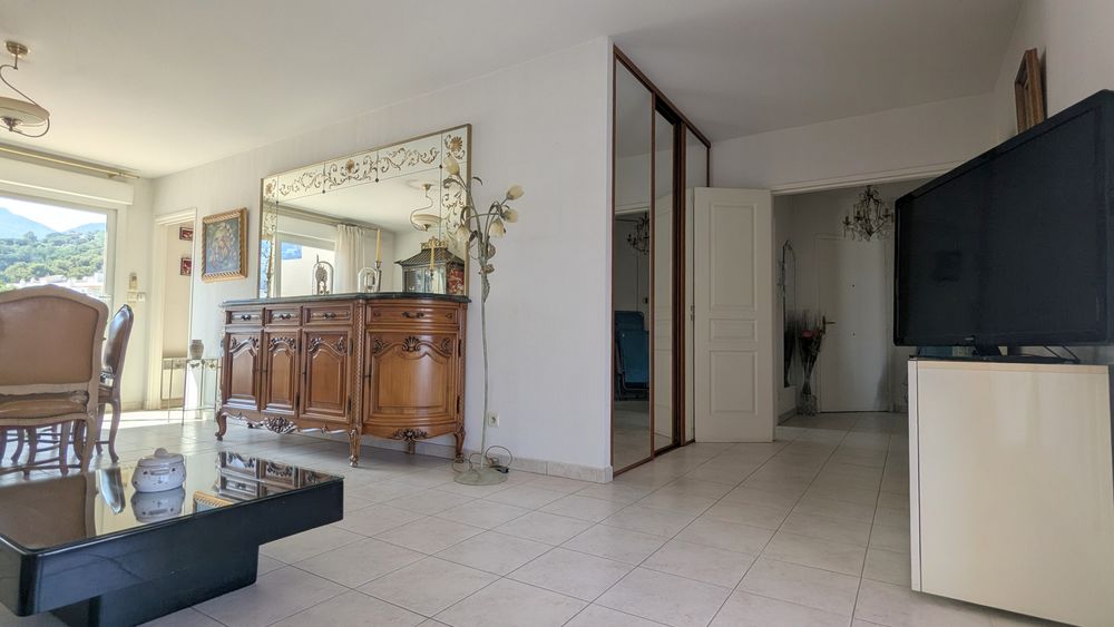 3 Pièces 85 m² 3 Pièces, Menton 06500 quartier église russe