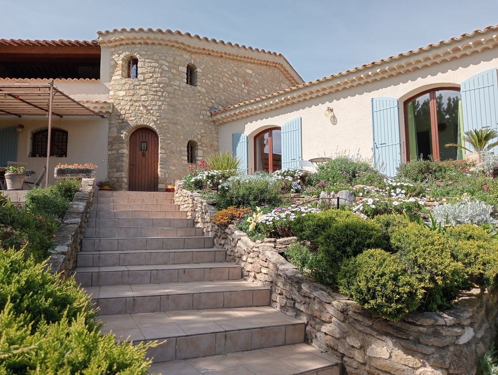 Maison de charme avec jardin