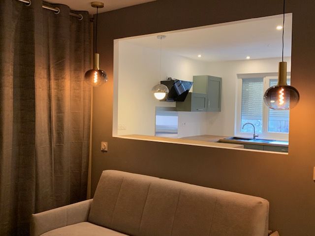 Studio entièrement rénové à neuf, meublé, prêt à vivre