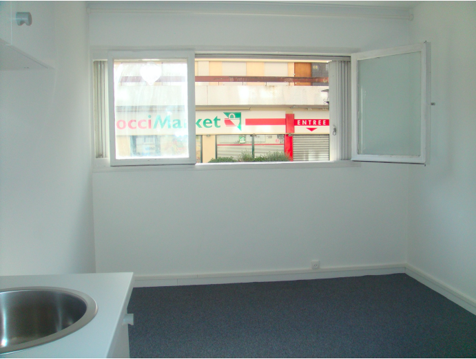 STUDIO SPECIAL INVESTISSEUR - SANS AGENCE