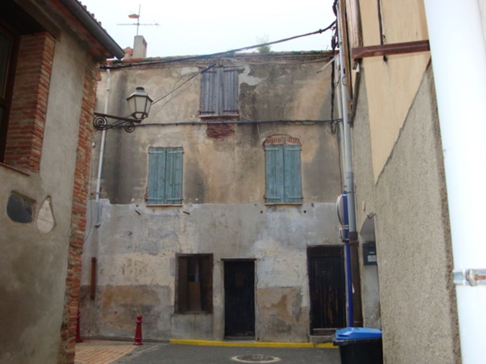 MAISON 153 M2. CONSTRUITS CENTRE VILLE À CABESTANY