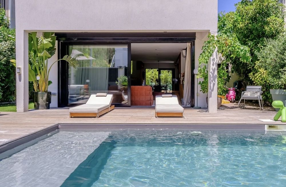 Maison clé en main avec jardin et bassin 120 m² ?Marseille 9
