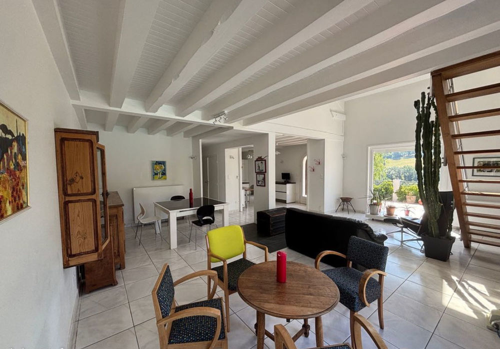 Maison familiale 10 pièces - Vue panoramique, piscine, terrain arboré de 1 517m2. Ceyssac à 5 mins du puy en velay