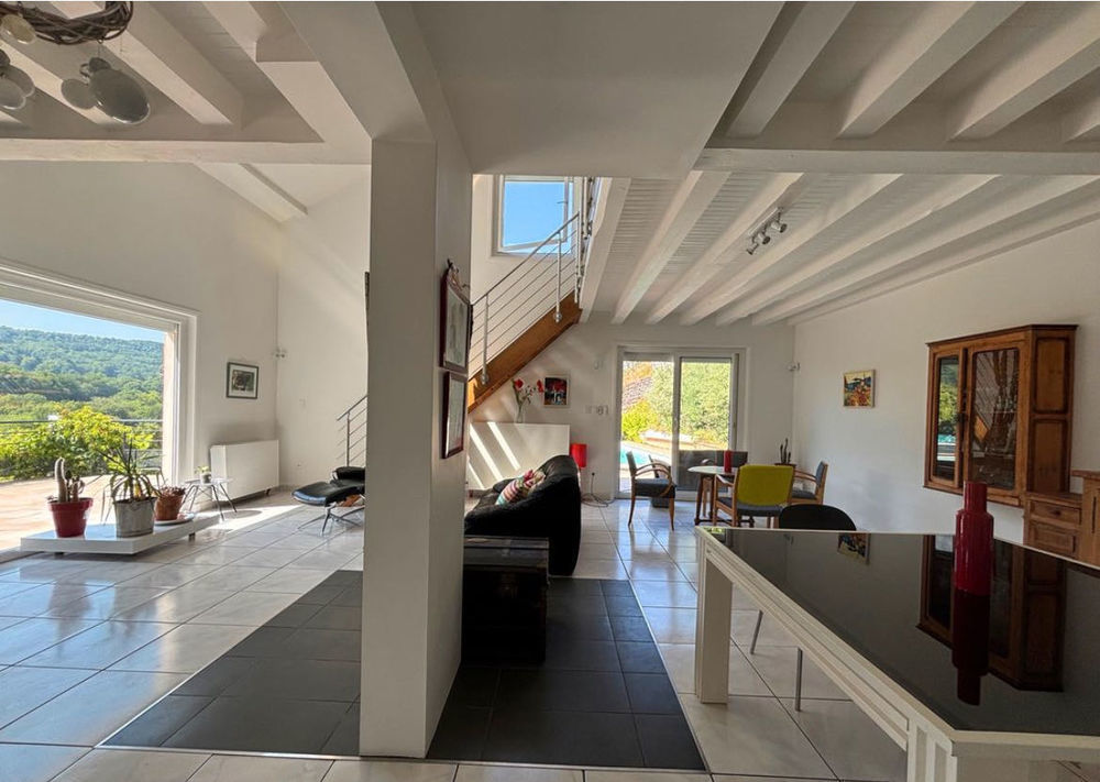 Maison familiale 10 pièces - Vue panoramique, piscine, terrain arboré de 1 517m2. Ceyssac à 5 mins du puy en velay