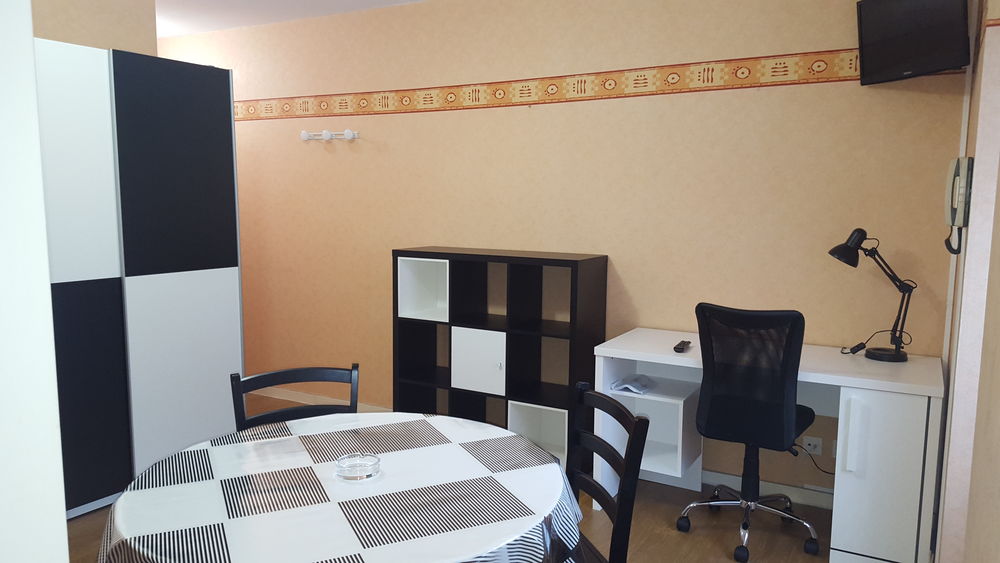 Studio meublé sécurisé coeur de ville 22m2