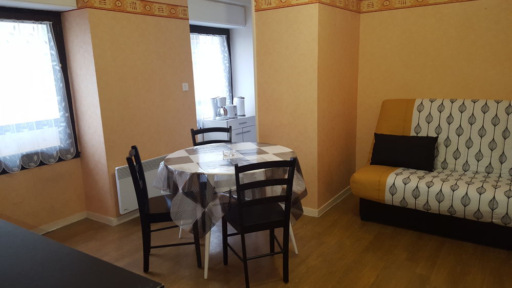 Studio meublé sécurisé coeur de ville 22m2
