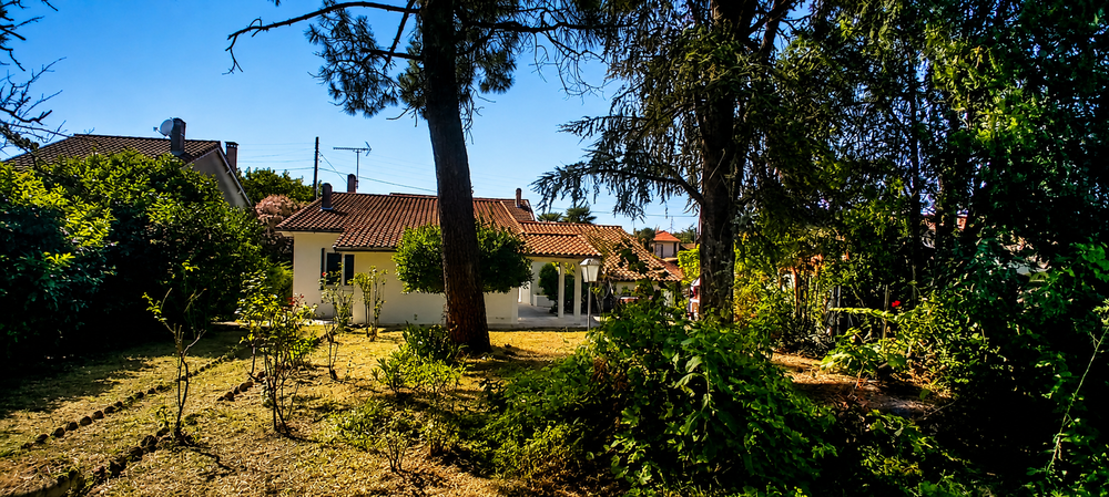 Maison de caractère 4 faces de plain-pied avec dépendance