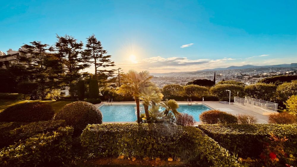 T2 MEUBLE RESIDENCE STANDING MONT BORON PISCINE, TERRASSE