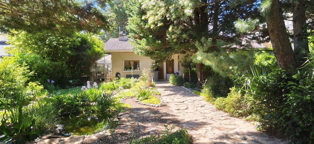RARE À Annemasse- Maison de 147 m² avec grand parc paysagé