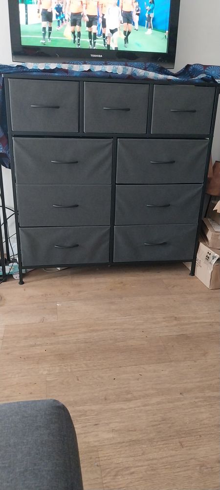 Petit meuble rangement.