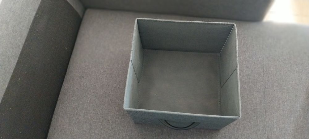 Petit meuble rangement.