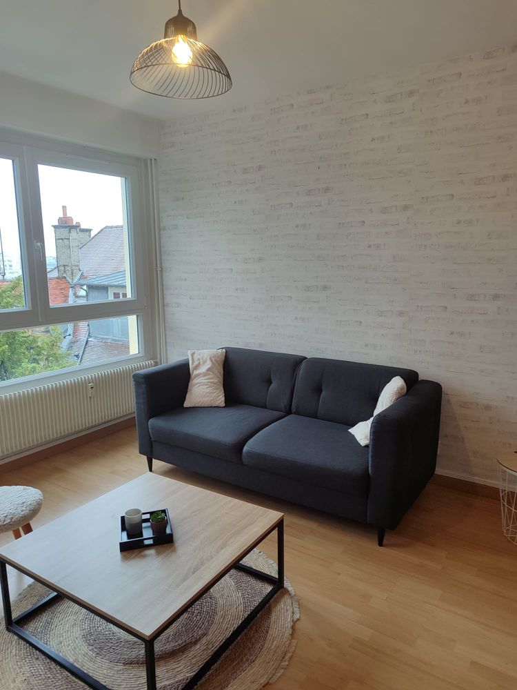 d'un appartement F1 pour un(e) étudiant(e)
