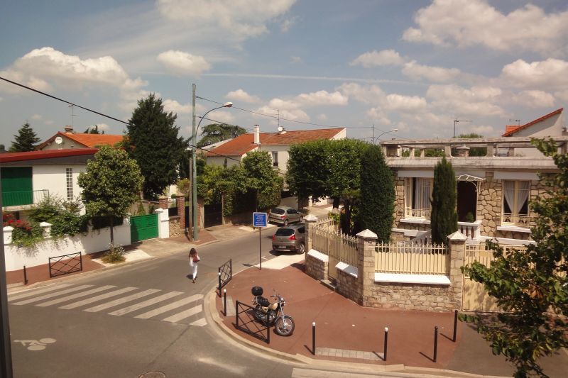 - F2/3 - 43m2 - La Varenne ? les Mûriers
