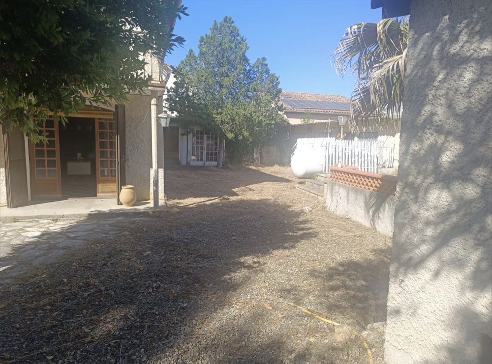 Maison individuelles, trois faces au calme