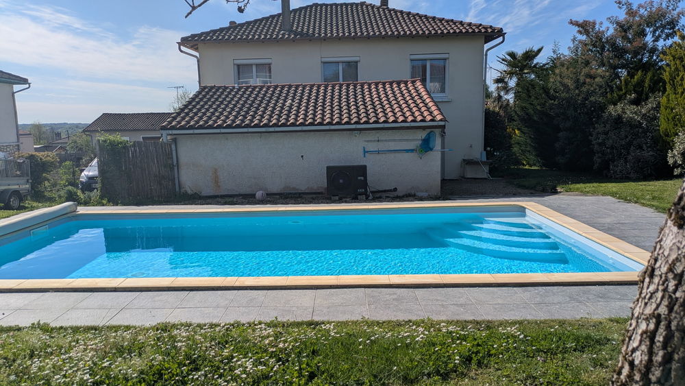 Maison familiale 120M2 avec piscine.