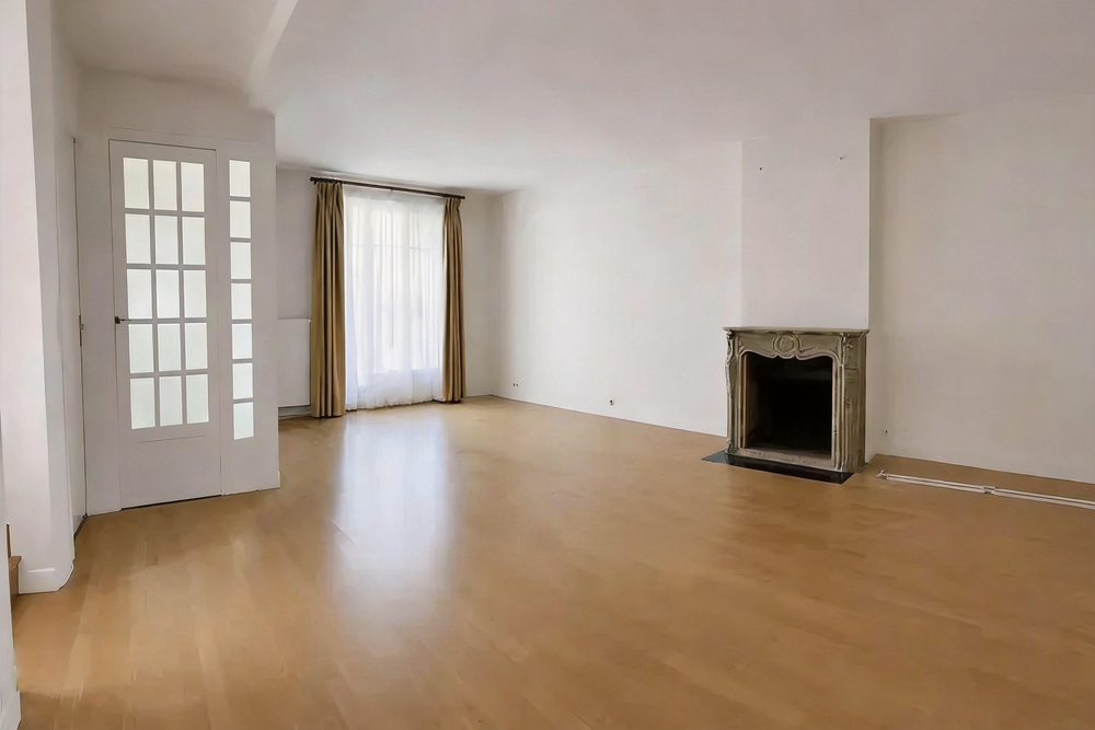 Maison de 7 pièces+ combles aménagés 164m2 /terrain 438m2