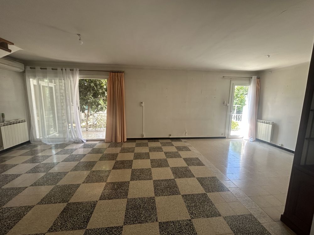 Maison mitoyenne 120m2 terrain 360 m2 garage possib piscine