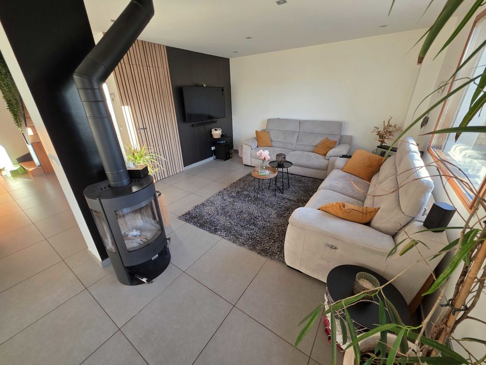Maison familiale avec piscine €" 100 m²