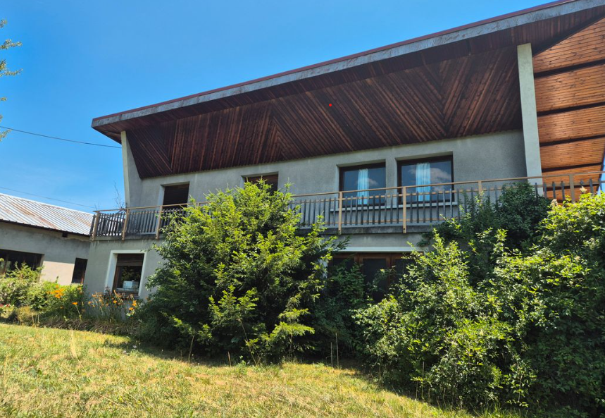 Maison possibilités 2/3 appartements Champ sur Drac Isère