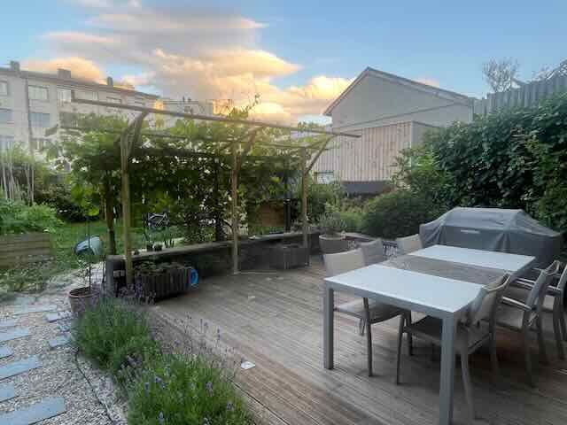 Comme une maison : Appartement + Terrasse et Jardin + Garage