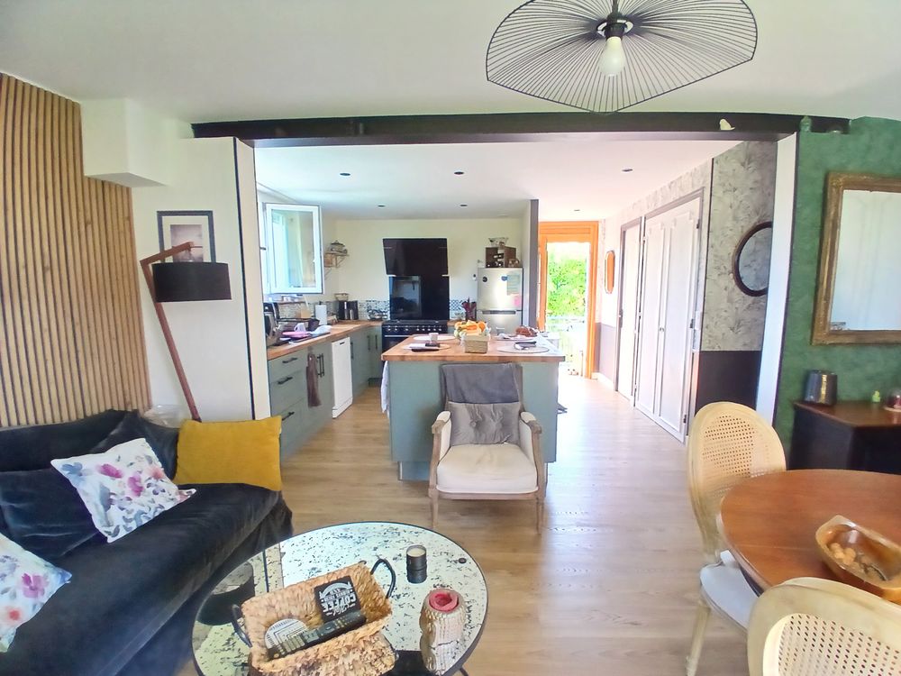 Particulier une maison sous-sol entièrement rénovée
