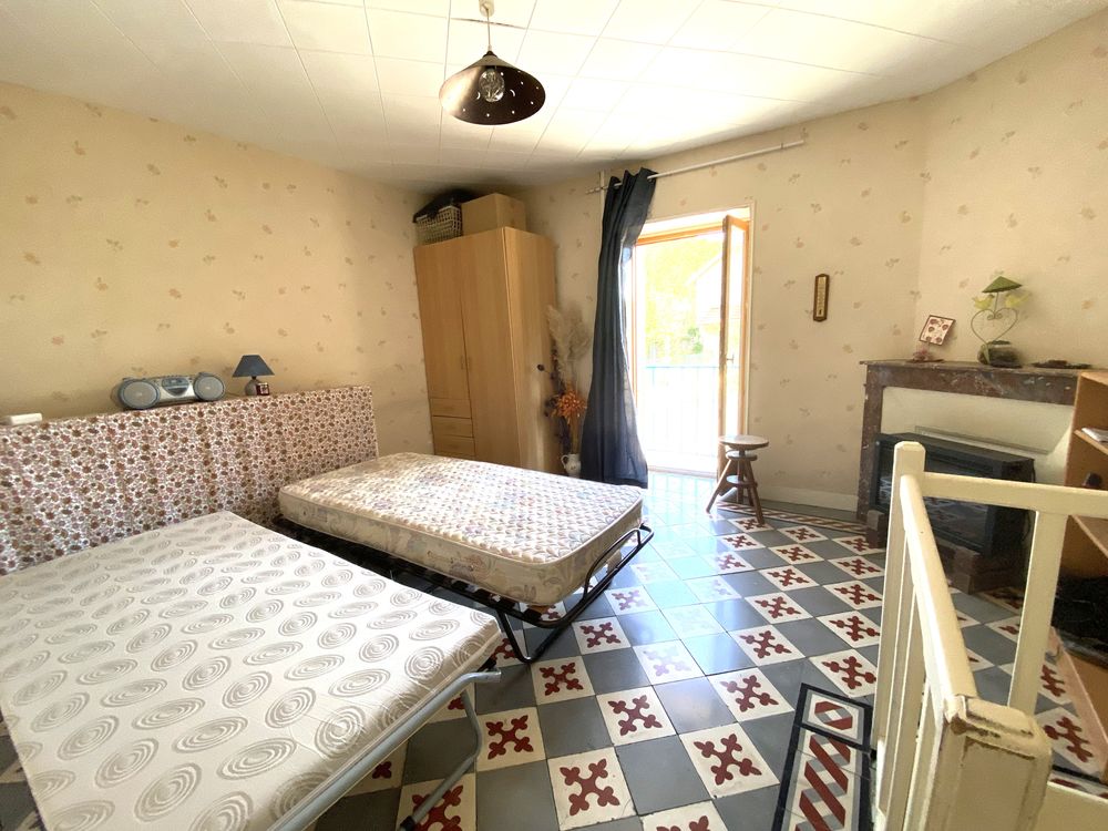 Maison à JOUX LA VILLE et de L'ISLE SUR SEREIN