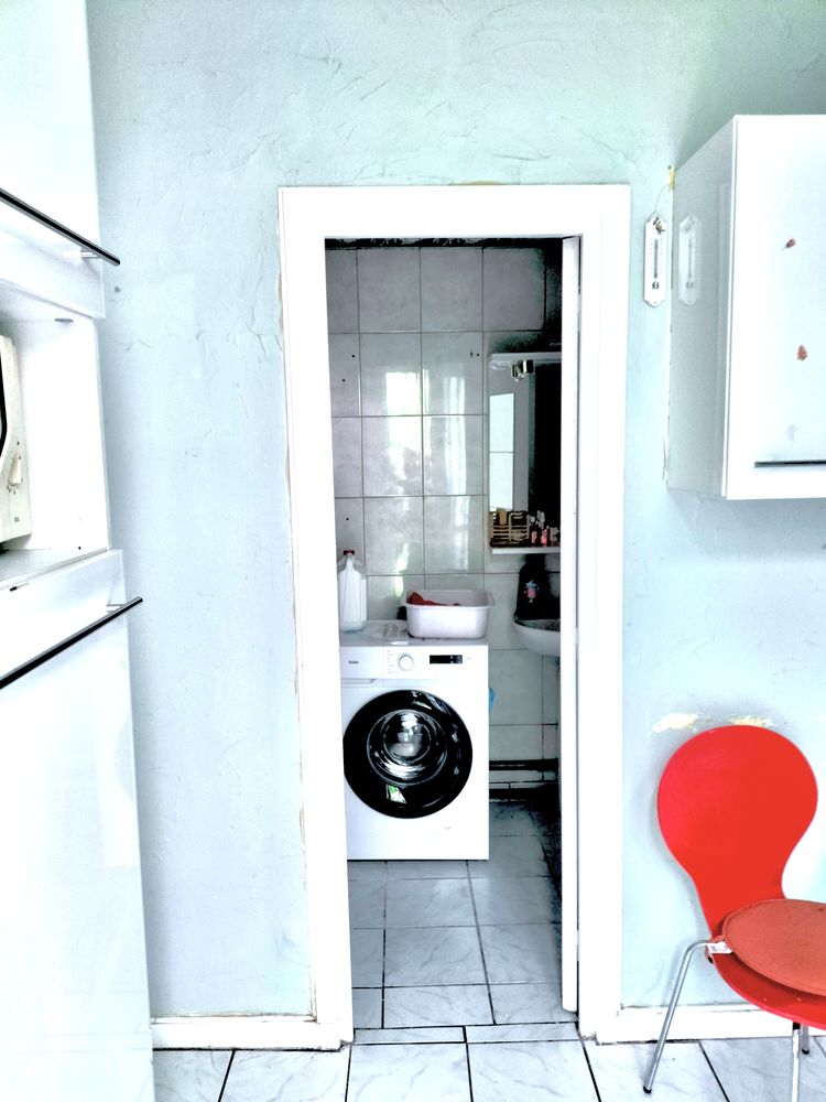 L' appartement se situe dans quartier près de château