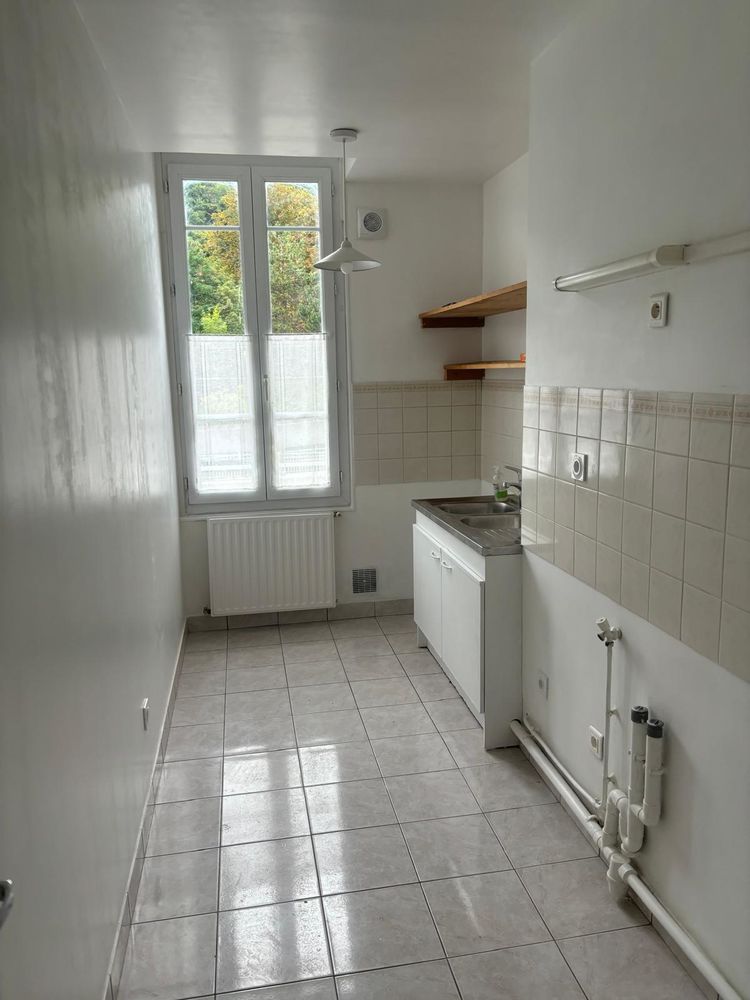Appartement F3 vide 54 m2 à Palaiseau